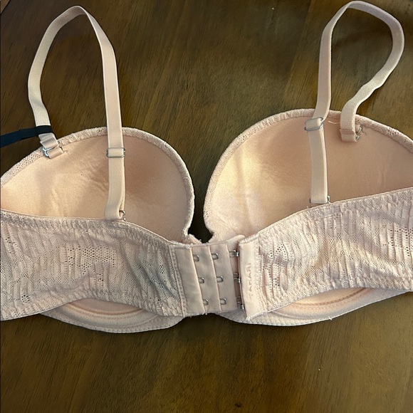 Tahari pink  Underwire Bra - Picture 3 of 3